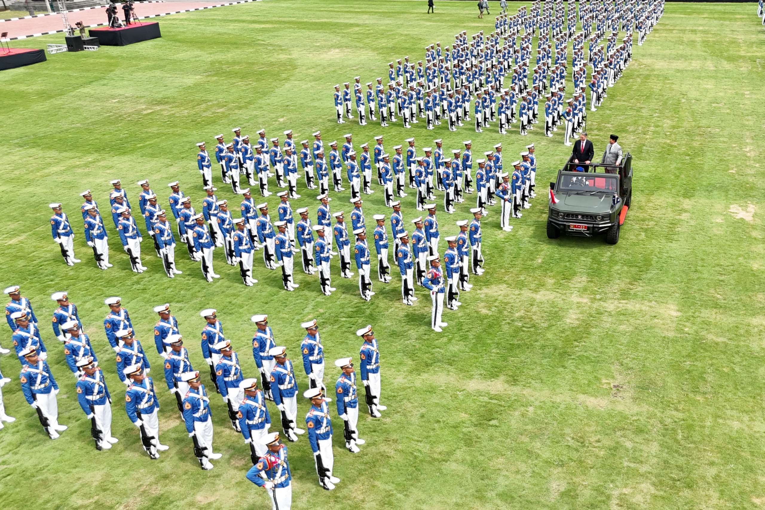 Kunjungi Akmil Magelang, Kadet Australia Terkesan Dengan Disiplin dan Ketekunan Taruna Indonesia