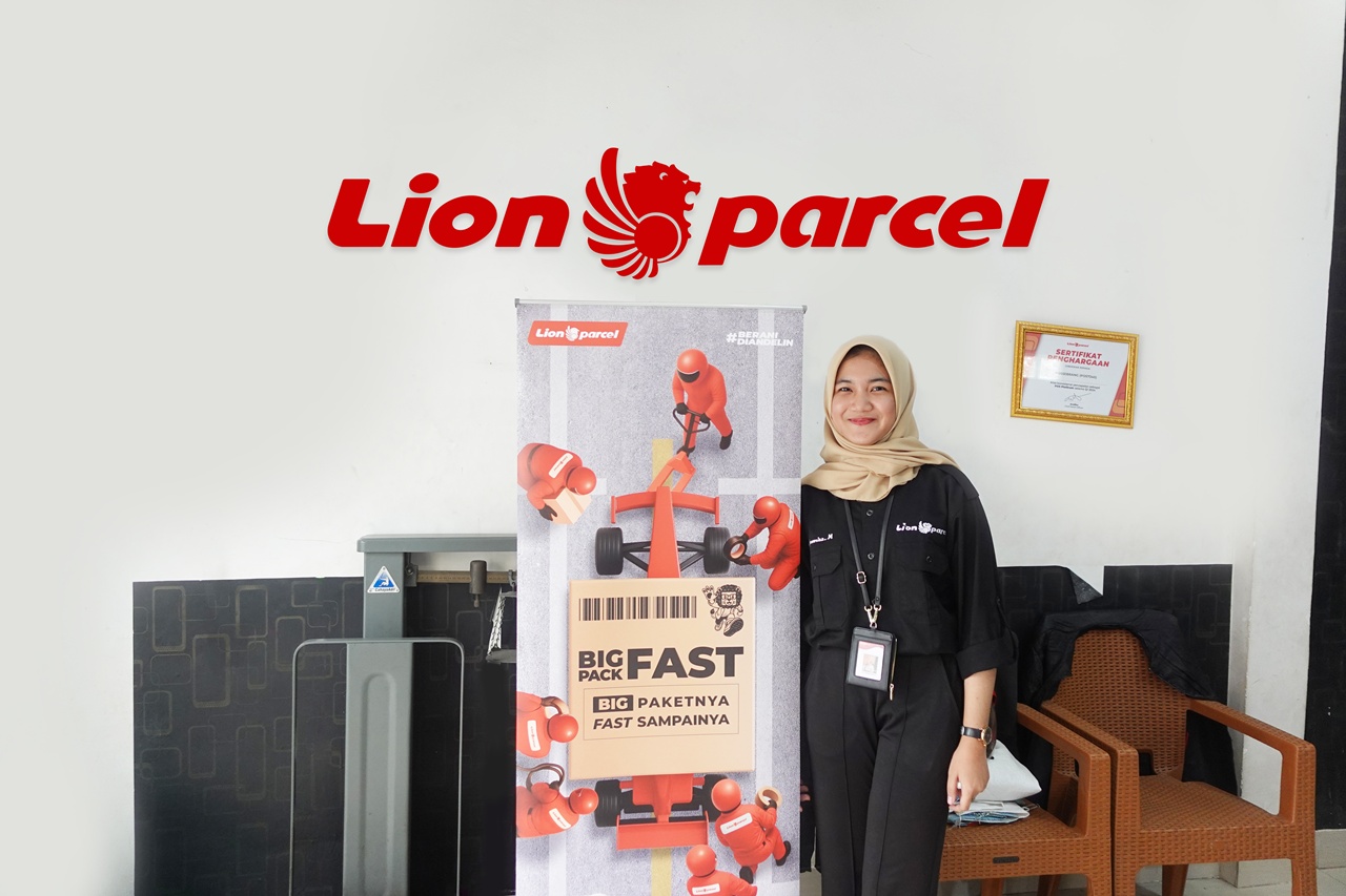 Sambil Kuliah, Pemuda Palembang Jalankan Bisnis Agen Lion Parcel Beromzet Fantastis