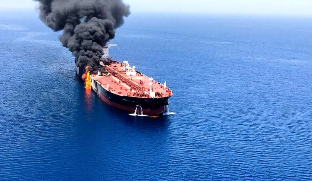 Houthi Kembali Serang Kapal Tanker yang Berhubungan dengan Israel