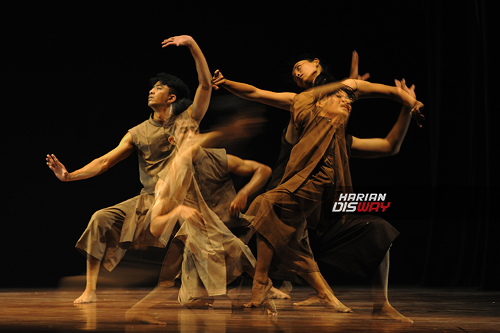 Sawung Dance Festival 2023 (1): Silo Karya Hari Ghulur Maknai Tahlil