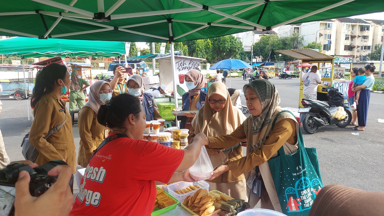 Jelang Perayaan Idul Fitri, BBPOM Gelar Sidak Takjil di Sekitaran Masjid Akbar Kemayoran