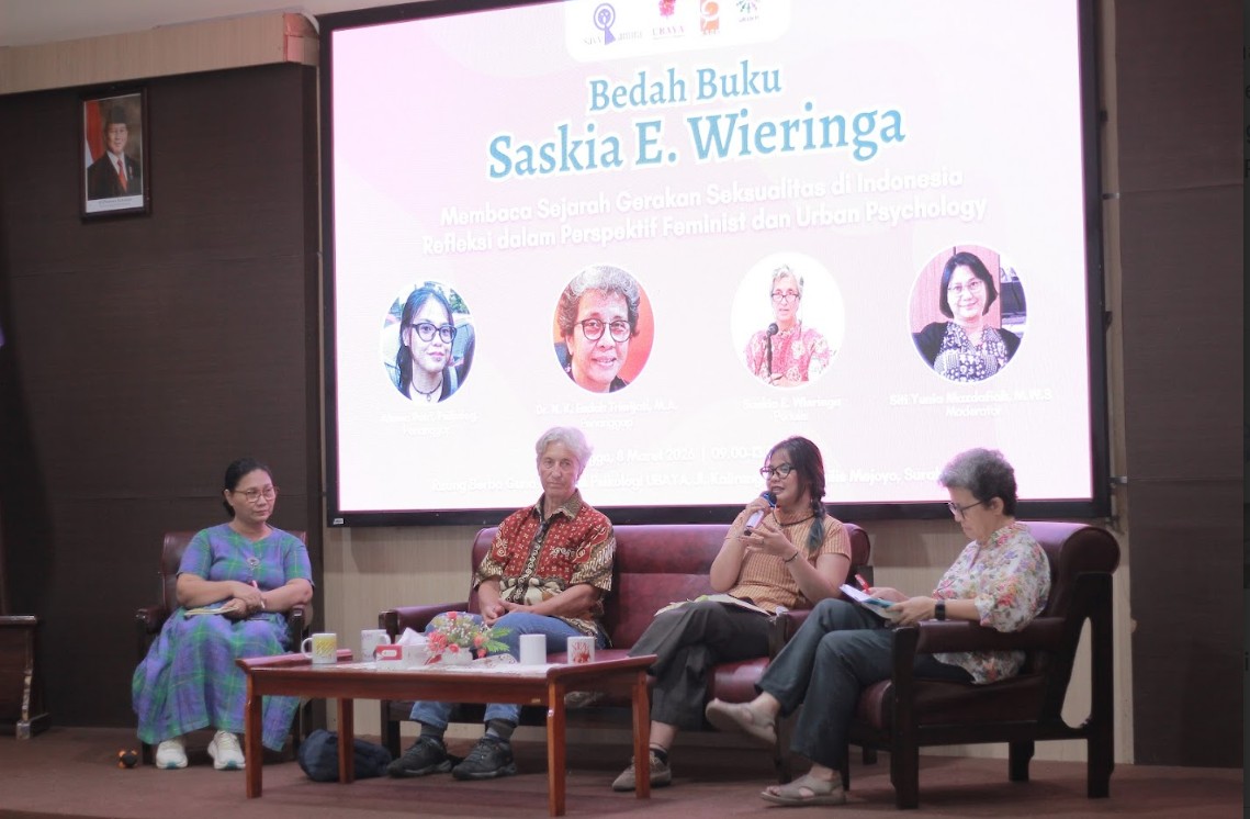 IWD Surabaya 2026: Savy Amira dan KGSK Ubaya Bahas Realita Gender bersama Saskia E. Wieringa