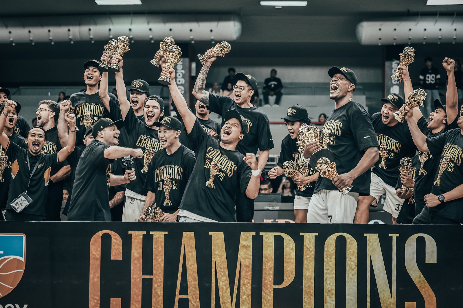 Sejarah Tercipta! Dewa United Jadi Juara IBL 2025 Usai Tumbangkan Pelita Jaya