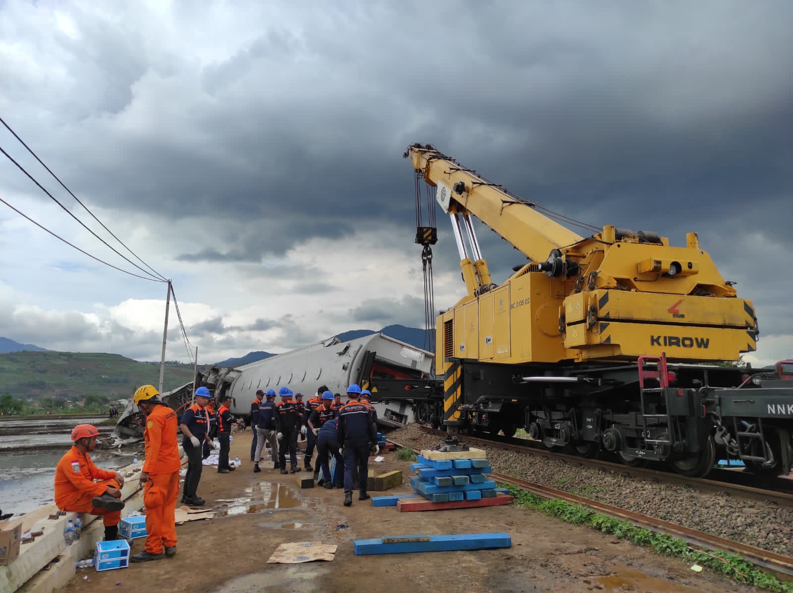 Penjelasan KAI Daop II Bandung Soal Kecelakaan di Cicalengka: KA Turangga Mestinya Melintas Lebih Dulu, Lalu Commuterline Baraya