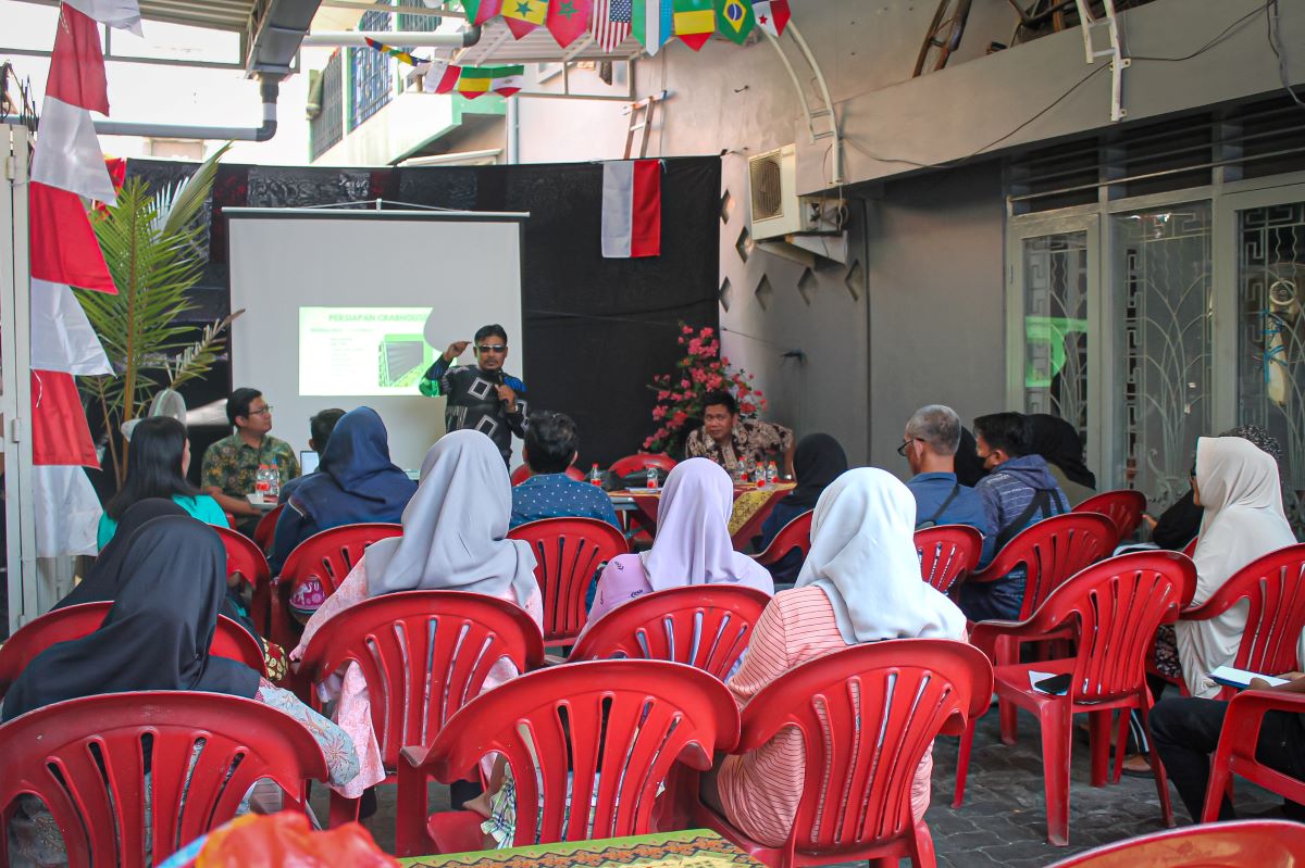 DKPP Kota Surabaya Gelar Pelatihan Budidaya Kepiting Bakau di Kampung Oase Ondomohen