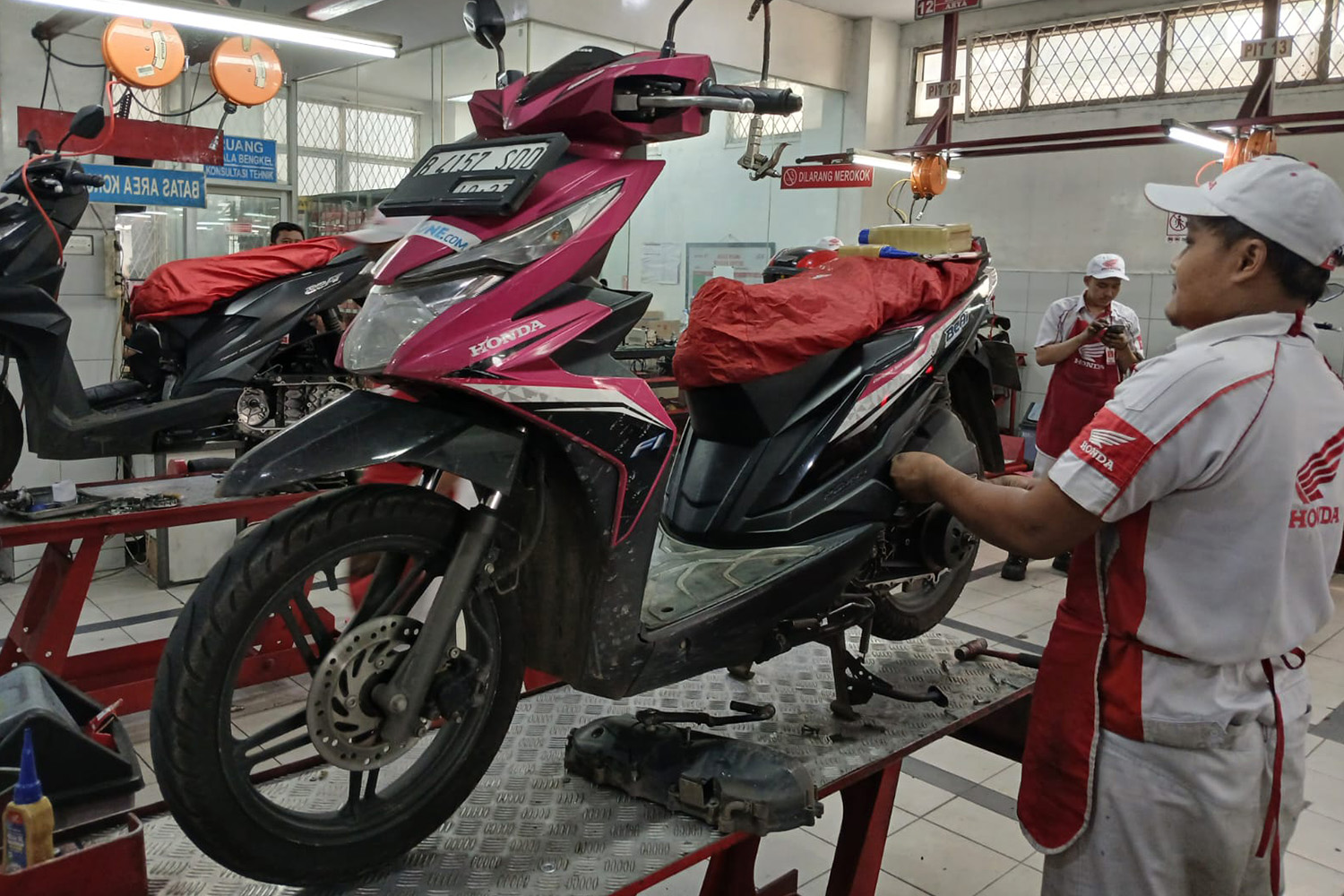 Servis Motor Makin Hemat, Ada Diskon 15 Persen di AHASS Jakarta- Tangerang