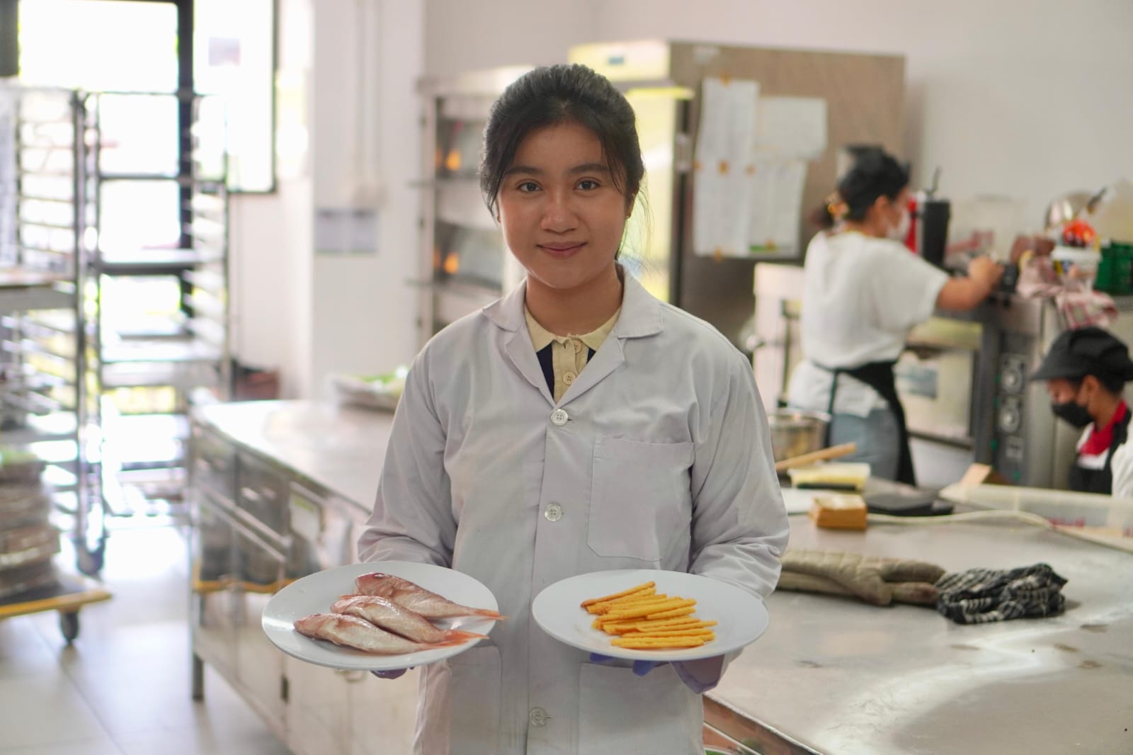 Stik Keju Tinggi Protein, Inovasi Pangan Berbasis Ikan Kuniran Karya Mahasiswi Ubaya