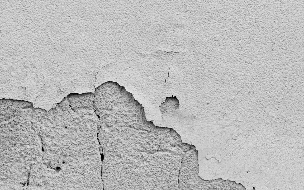 Musim Hujan Bikin Dinding Langsung Basah? Ini Biang Kerok yang Jarang Disadari