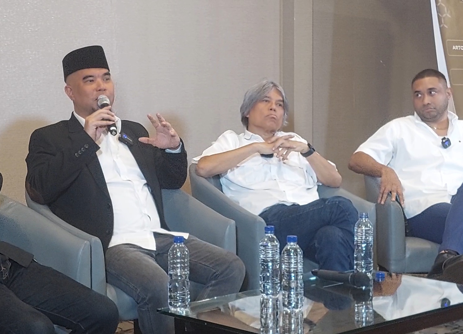 Ahmad Dhani Minta Maaf Telah Sebut Maling ke Penyanyi Bawakan Lagu Tanpa Izin, Minta Netizen Kasih Saran