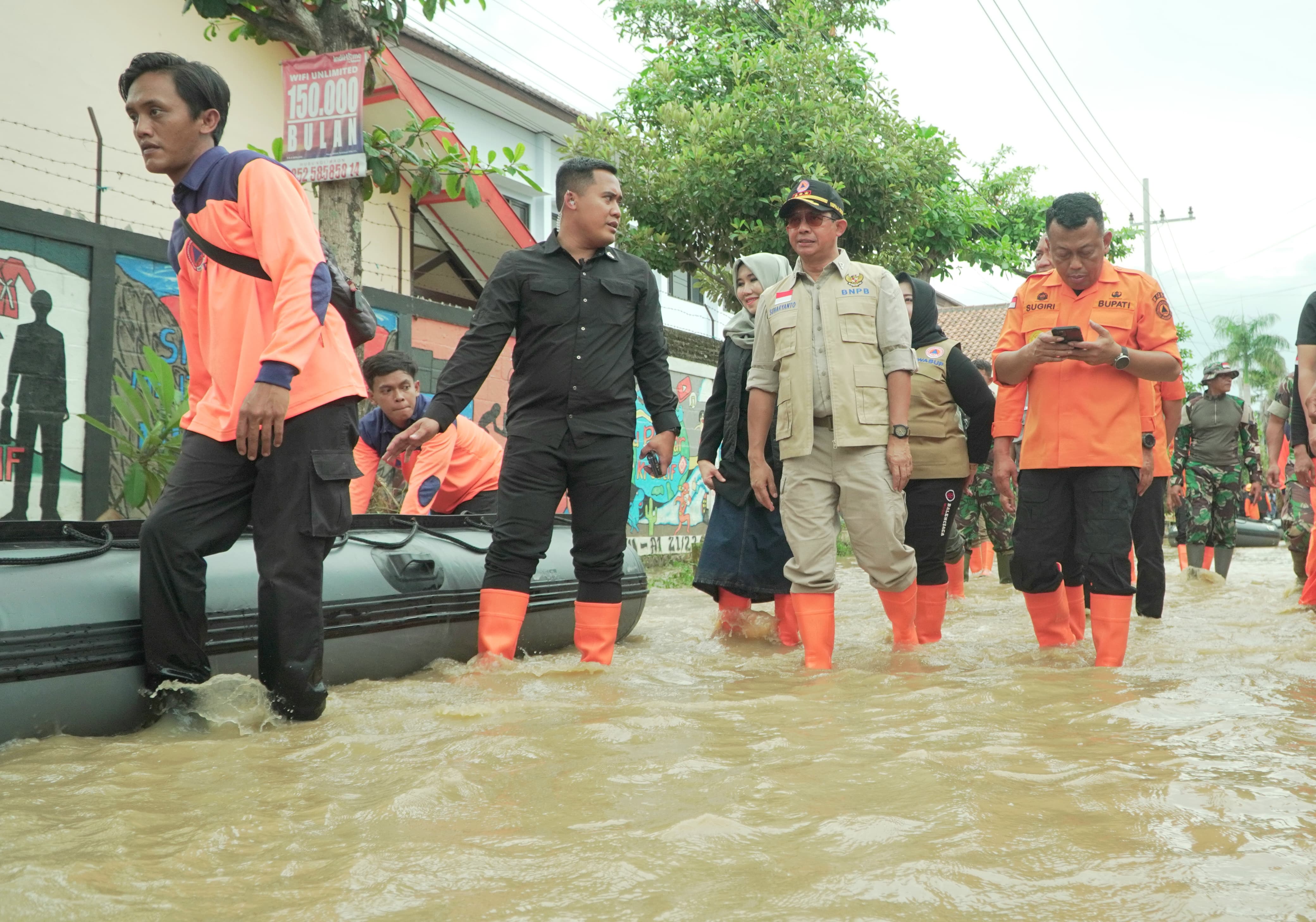 Kepala BNPB Tinjau Lokasi Terdampak Banjir Ponorogo