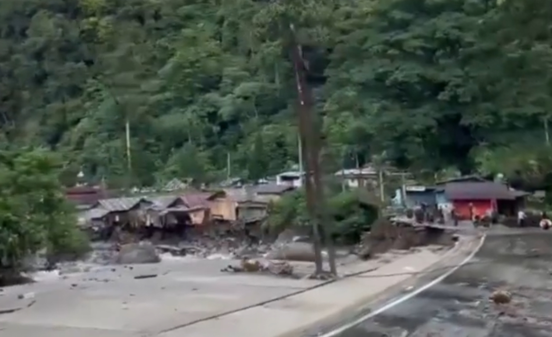 3 Wilayah di Sumatera Barat Banjir Bandang, 41 Orang Meninggal Dunia