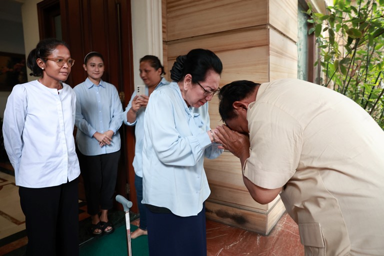 Usai Ziarah Makam Orangtua, Prabowo Kunjungi Rumah (Alm) Jenderal Wismoyo Arismunandar