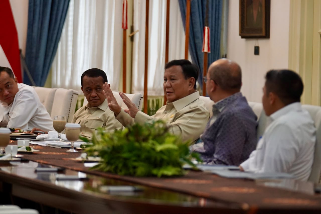 Presiden Prabowo Siapkan Bantuan Pangan dan Subsidi Upah Kuartal IV untuk Jaga Daya Beli Masyarakat
