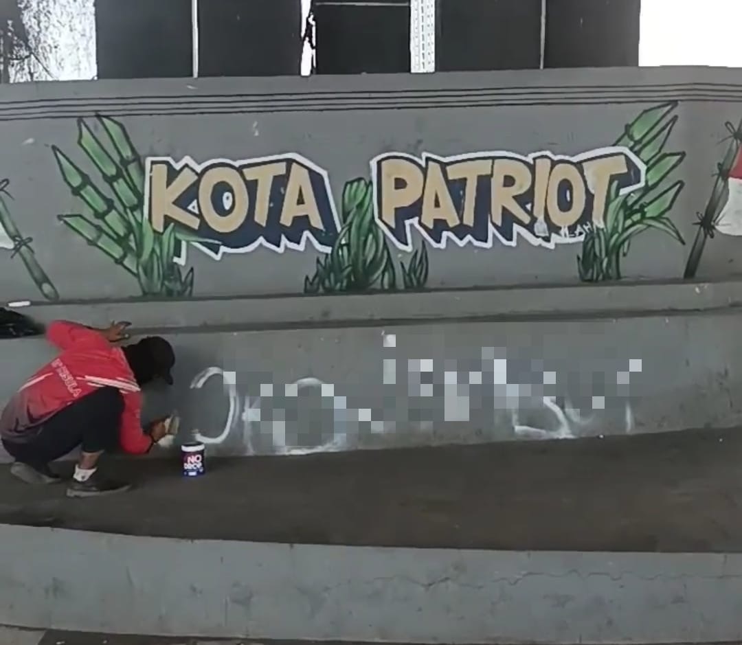 Vandalisme Menggila di Bekasi, Kolong Tol Becakayu Jadi Kumuh