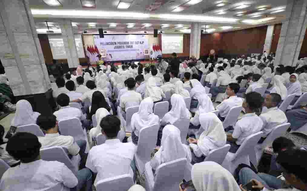 Pramono Luncurkan Program KJP Try Out, Permudah Siswa kelas XII Masuk Perguruan Tinggi
