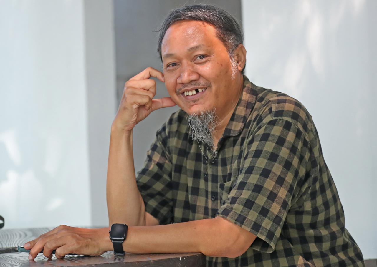 Cheng Yu Pilihan Yudhit Ciphardian Penyiar radio dan Pelawak Tunggal: Bo Bie Qian Li