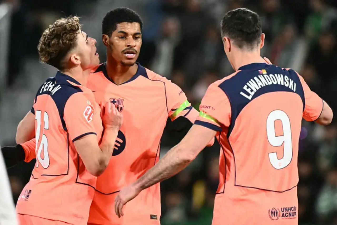 Elche vs Barcelona 1-3, Blaugrana Menjauh dari Kejaran Real Madrid