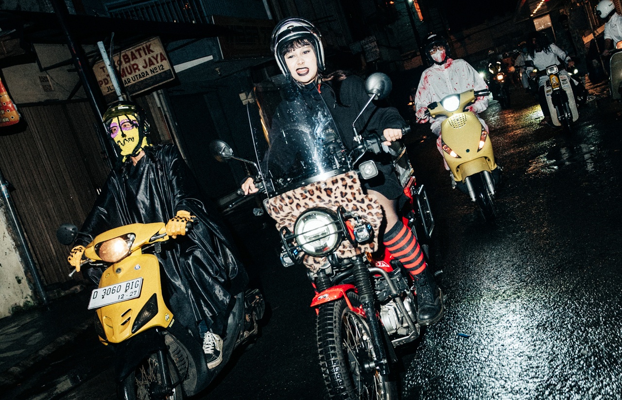 Riding Merinding Bareng Ipone, Rayakan Halloween dengan Semangat Custom Culture di Bandung