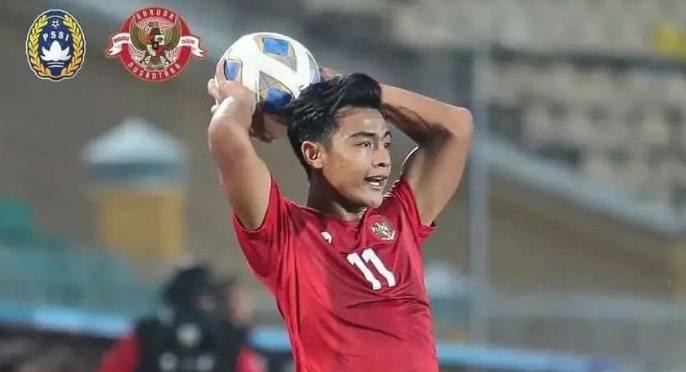 7 Pemain Sepak Bola dengan Lemparan ke Dalam yang Mematikan, 2 dari Indonesia