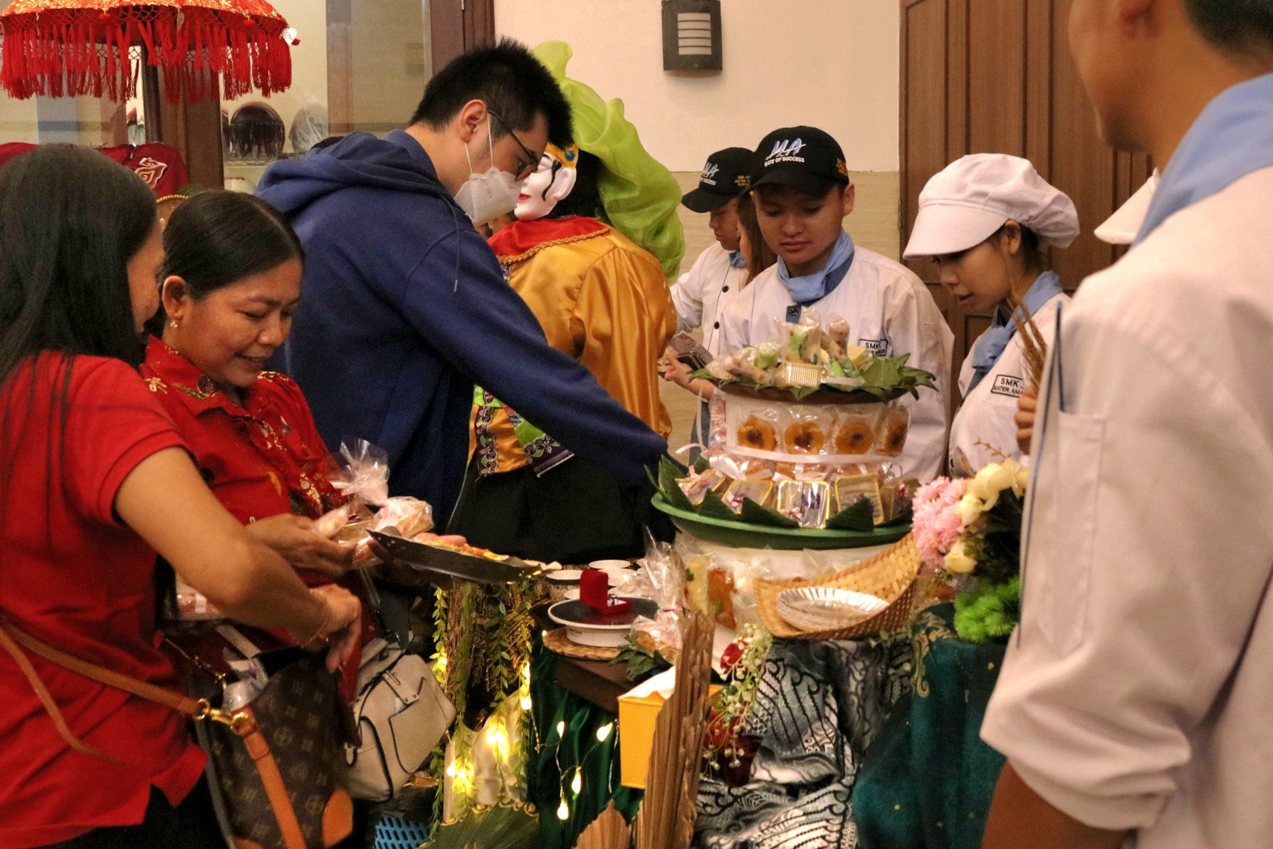 Melestarikan Tumpeng Karya Siswa SMK dalam Ujian Praktik Kolaboratif 