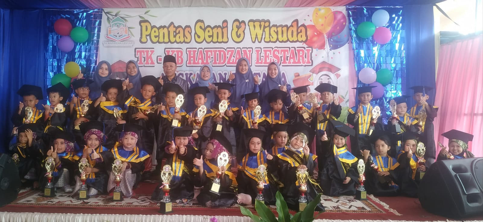 Pentas Seni Meriahkan Wisuda TK-KB Hafidzan Lestari Angkatan 2021-2022
