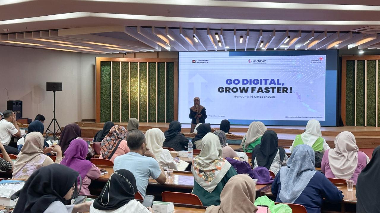 Telkom Jawa Barat Dukung Akselerasi Pertumbuhan UKM Bandung Melalui Digitalisasi