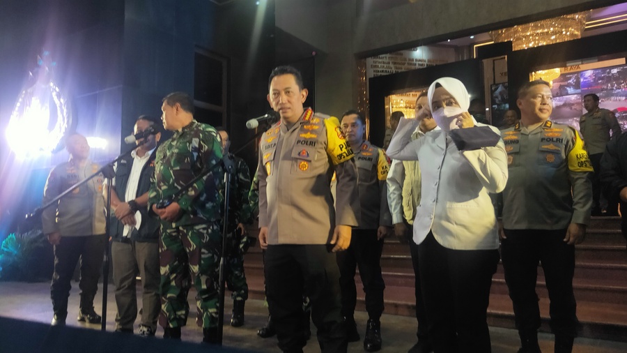 Pantau Perayaan Tahun Baru di Indonesia, Kapolri : Semua Aman dan Tertib