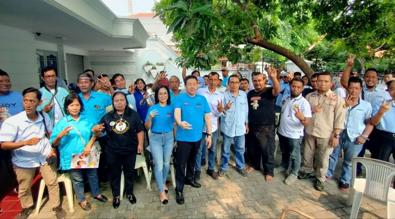 Relawan LOGIN Partai Socmed Surabaya Deklarasi Dukung Prabowo-Gibran