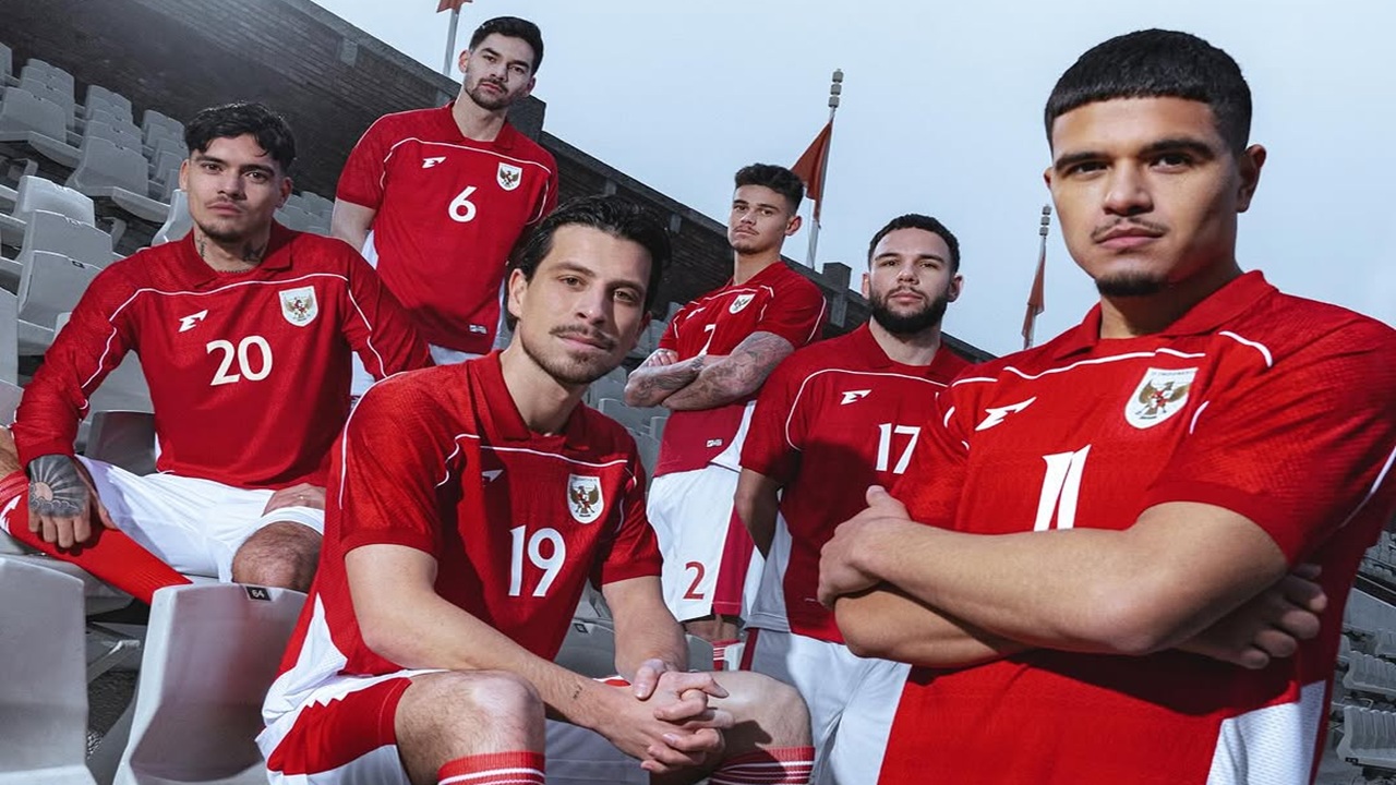 Penampakan Jersey Home Baru Timnas Indonesia 2025, Pemain Diaspora Jadi Modelnya