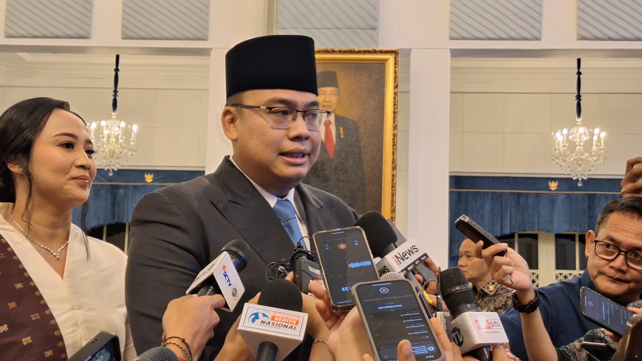 Prabowo Lantik Angga Raka Jadi Kepala Badan Komunikasi Pemerintah