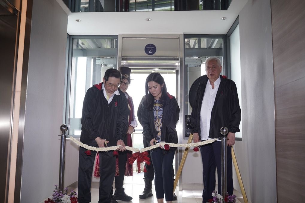  Ulang Tahun Ke-8, Novotel Samator Surabaya Timur Hadirkan Panoramic Lift 'Elev8 the Future'