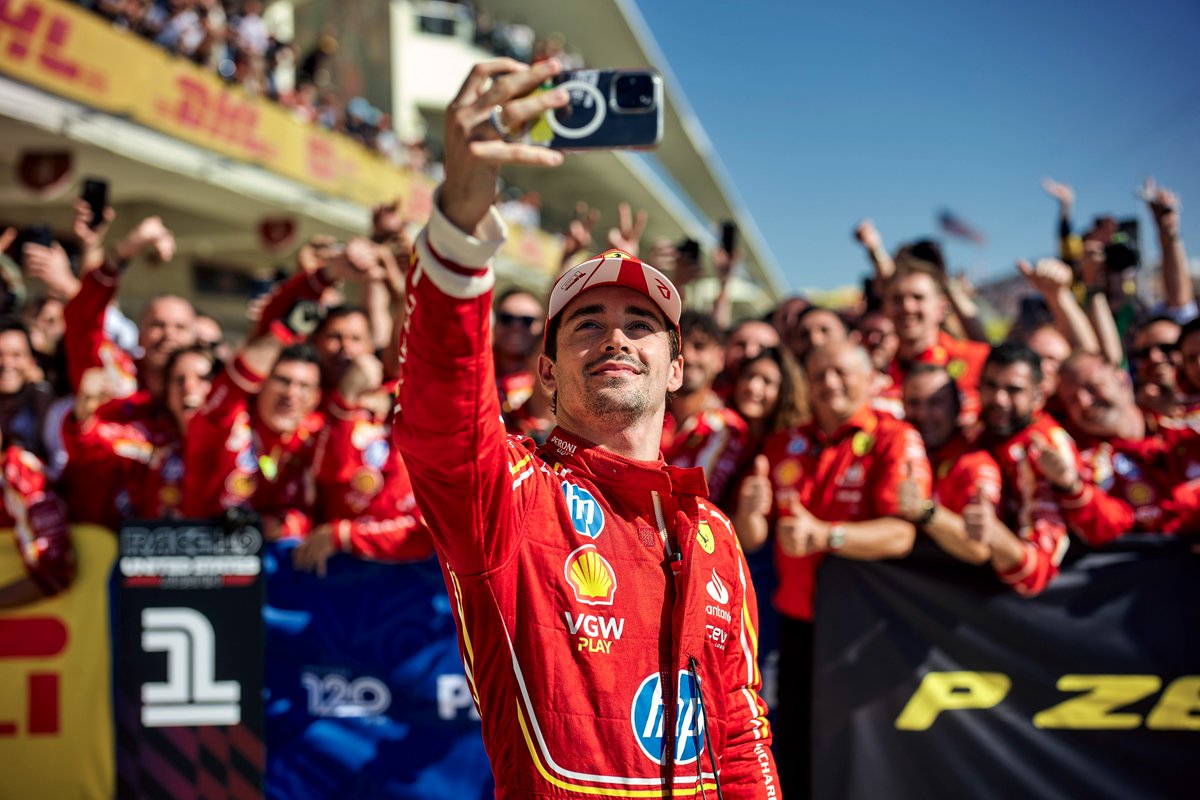 GP Las Vegas: Duo Ferrari Podium 1-2, Lando Norris dan Max Verstappen Bertarung Sengit