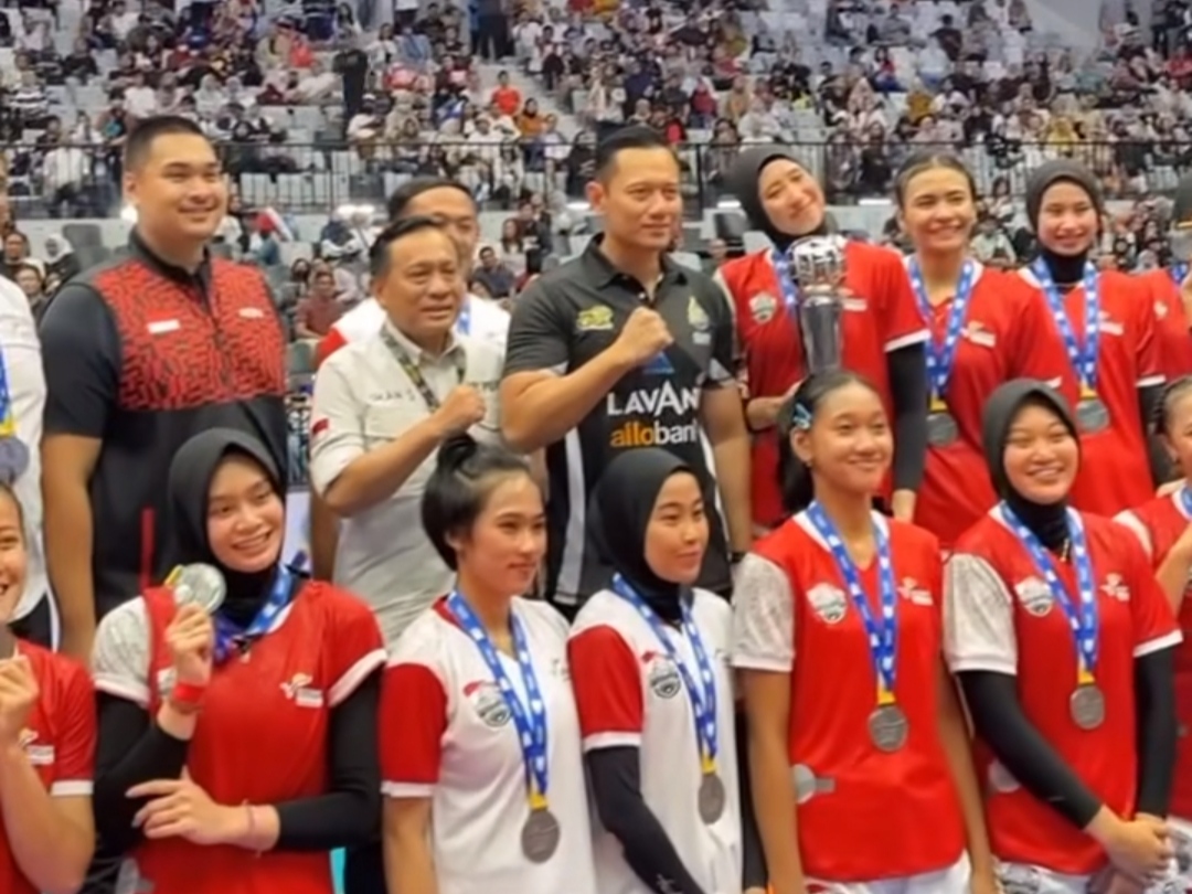 SBY dan AHY Kompak Hadiri Fun Volleyball, Indonesia Arena Bergema Sambut Megawati Hangestri