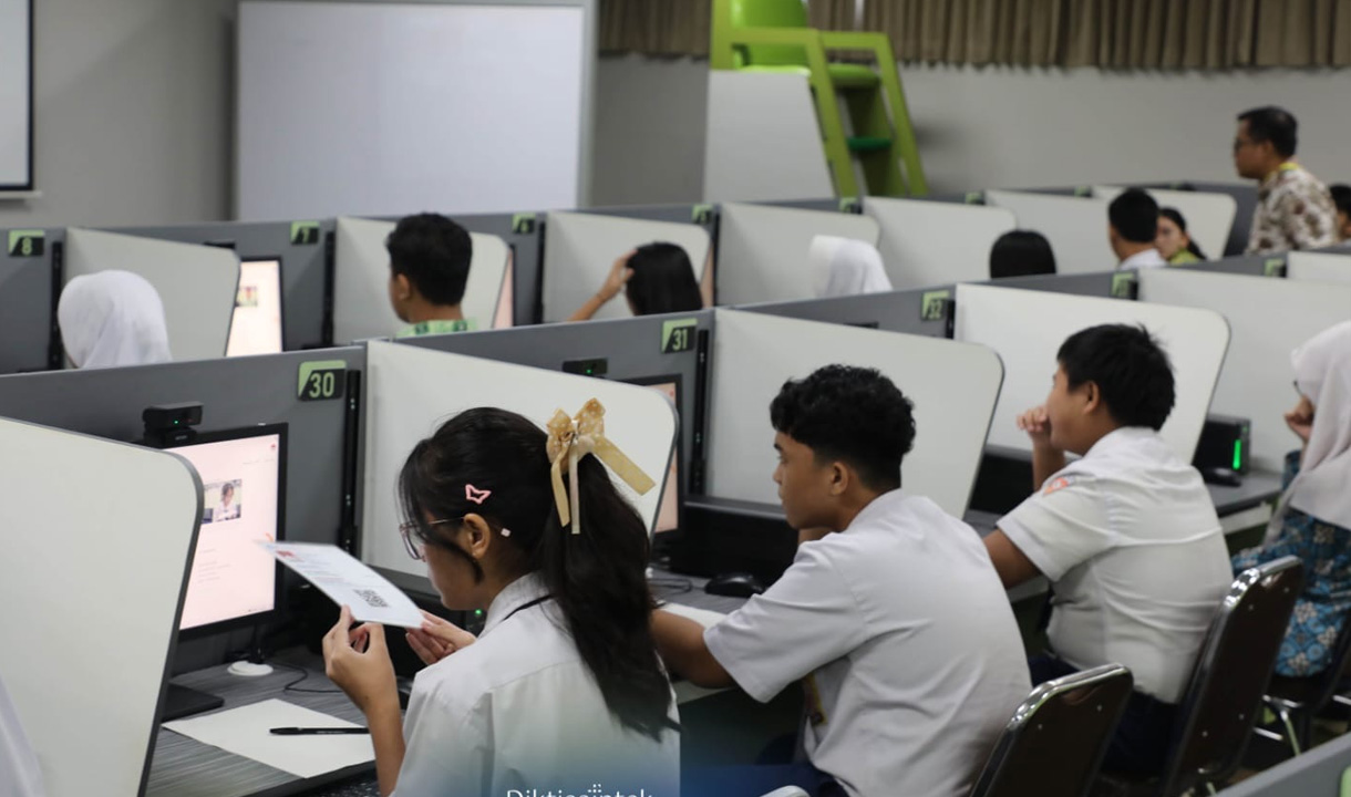 Tes PPDB Sekolah Unggul Garuda Berjalan Ketat, Hening, Terukur 
