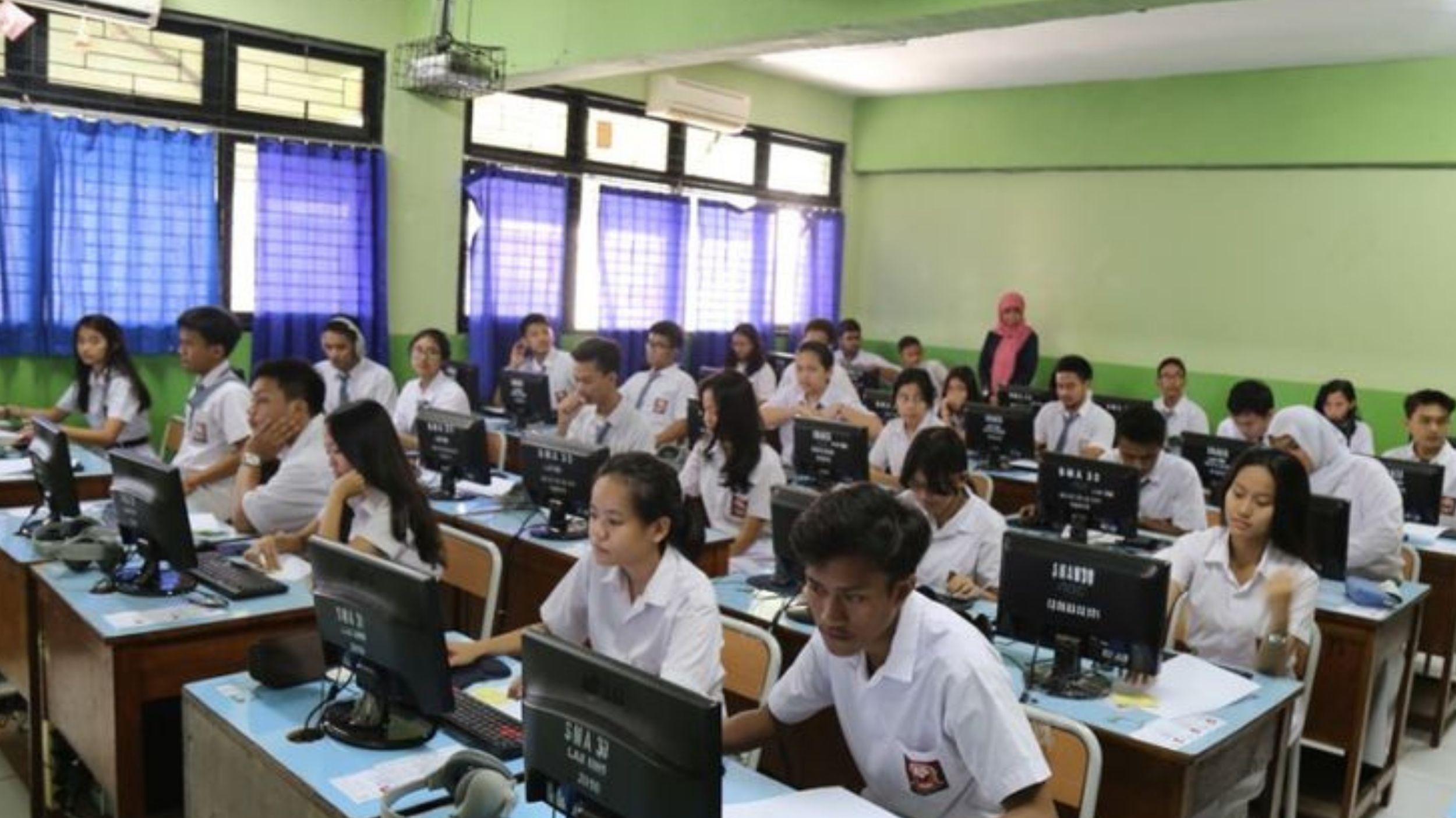 Hari Pertama TKA SMP 2026 di Surabaya Lancar, Dispendik Terapkan Pengawasan Silang