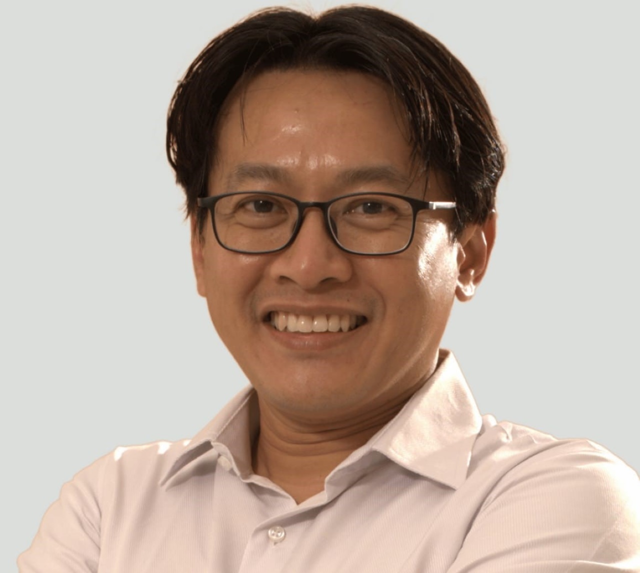 Cheng Yu Pilihan Wakil Dekan Bidang Sumber Daya FISIP Universitas Airlangga A. Safril Mubah: Zuo Shan Jiang Xiang