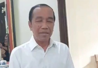 Wajah Terlihat Pucat, Dokter Tifa Beri Saran atas Penyakit Autoimun Jokowi