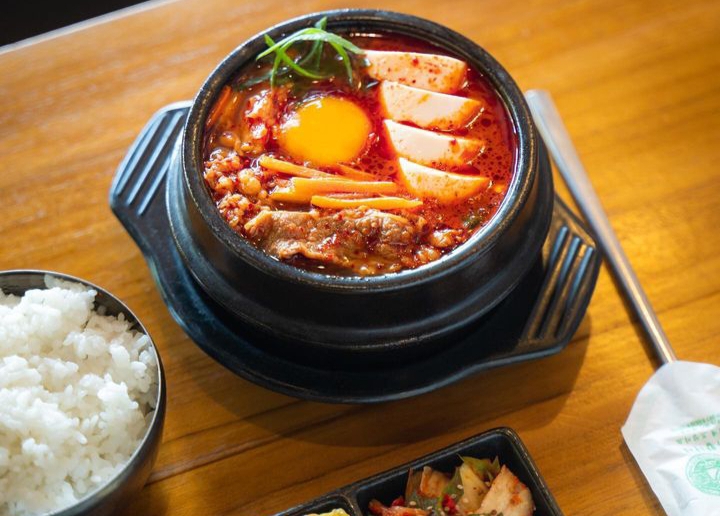 Resep Sundubu Jigae, Sup Tahu Pedas Korea yang Gurih dan Lezatnya Bikin Nagih!