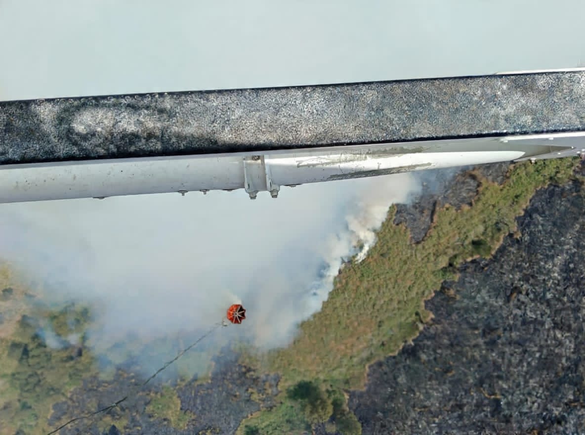 TNBTS Terbakar Lagi, Water Bombing 17 Kali dan Akses Bromo Ditutup