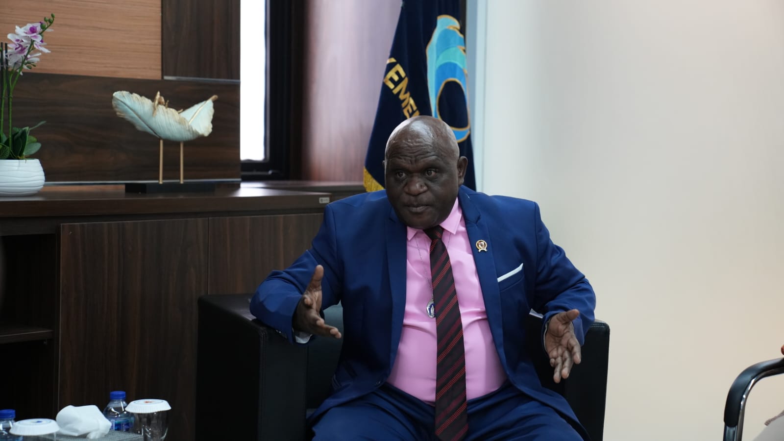 Menteri HAM Natalius Pigai Bentuk Tim Khusus Pantau Aksi Unjuk Rasa, Pastikan Perlindungan dan Penanganan Korban