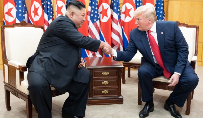 Kim Jong Un Belum Ucapkan Selamat untuk Trump, Media Korut Bungkam 