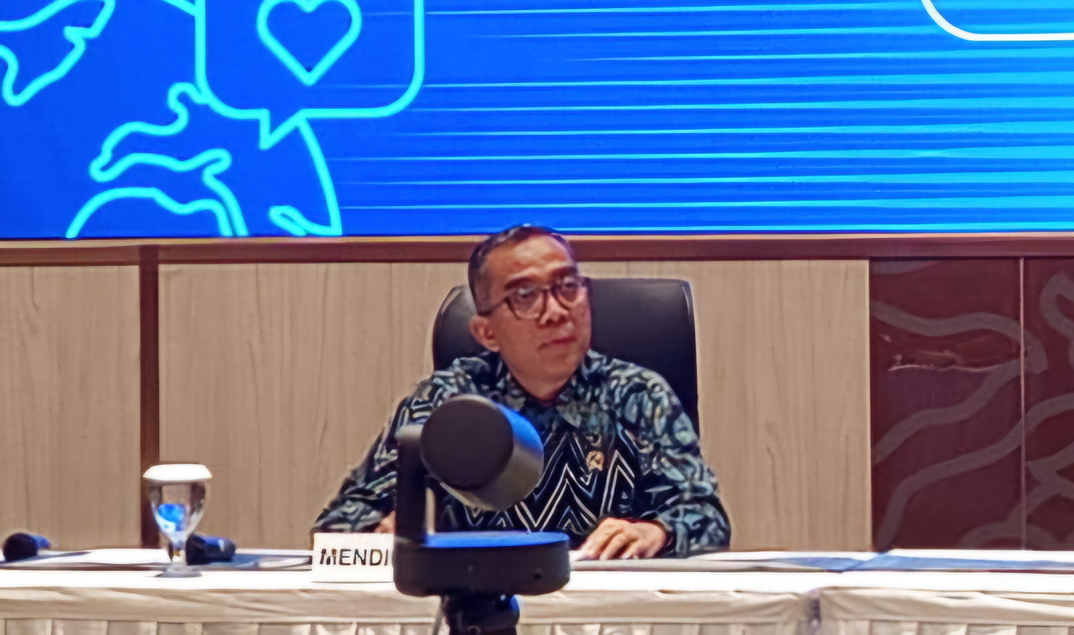 Mendiktisaintek Tanggapi TNI Masuk Kampus: Terbuka untuk Riset dan Inovasi