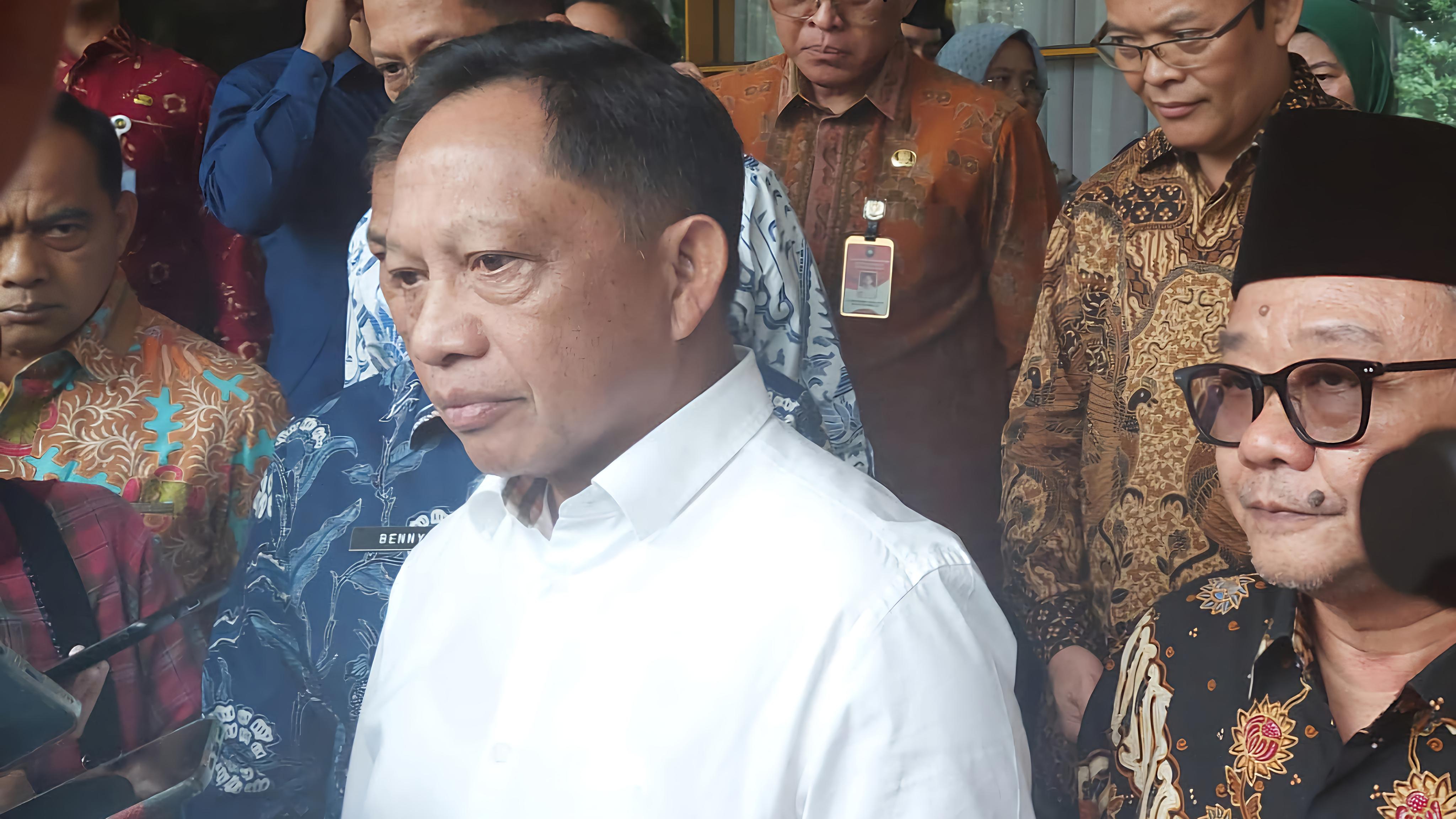 Banyak Berulah dan Ganggu Investasi, Mendagri Bakal Revisi UU Ormas!