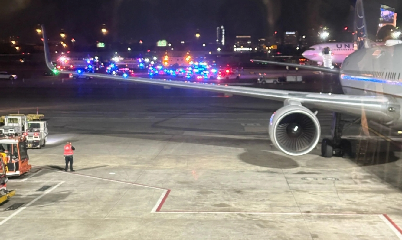 Bluetooth Bomb Bikin Pesawat United Airlines Putar Balik ke Newark