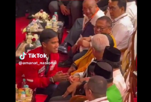 Inikah Wajah Datar Megawati saat Gibran dan Kaesang Sungkem di KPU?