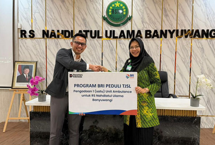 BRI Banyuwangi Salurkan Bantuan Ambulans ke RSNU untuk Perkuat Layanan Kesehatan