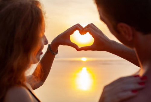 Valentine Penuh Cinta, Momen Romantis Bakal Singgah di Hati 3 Zodiak Ini 