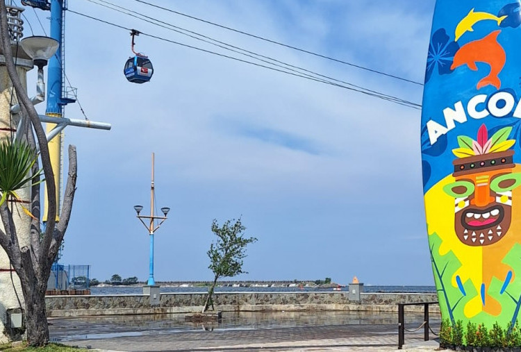 Banjir Rob di Pesisir Jakarta Utara: Ancol Tetap Operasi Normal, Hanya Pantai Marina yang Terdampak