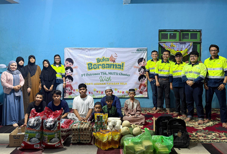 Ramadan Momentum Berbagi, 10.000 Paket Sembako Mengalir untuk Ribuan Warga