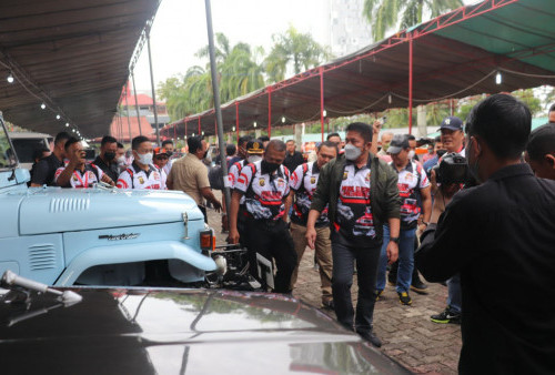 Gubernur Sumsel: Pecinta Mobil Klasik Diminta Jadi Pelopor Berlalu Lintas dan Taat Bayar Pajak 